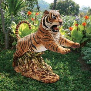 Design Toscano DB383098 32 Inch Jungle Cat Leaping Bengal Tiger Statue