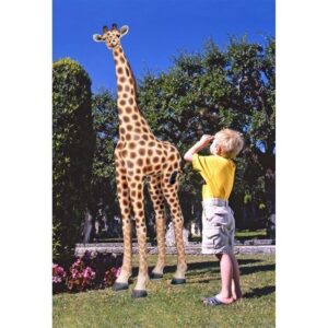 Design Toscano NG31777 32 Inch Mombasa the Garden Giraffe